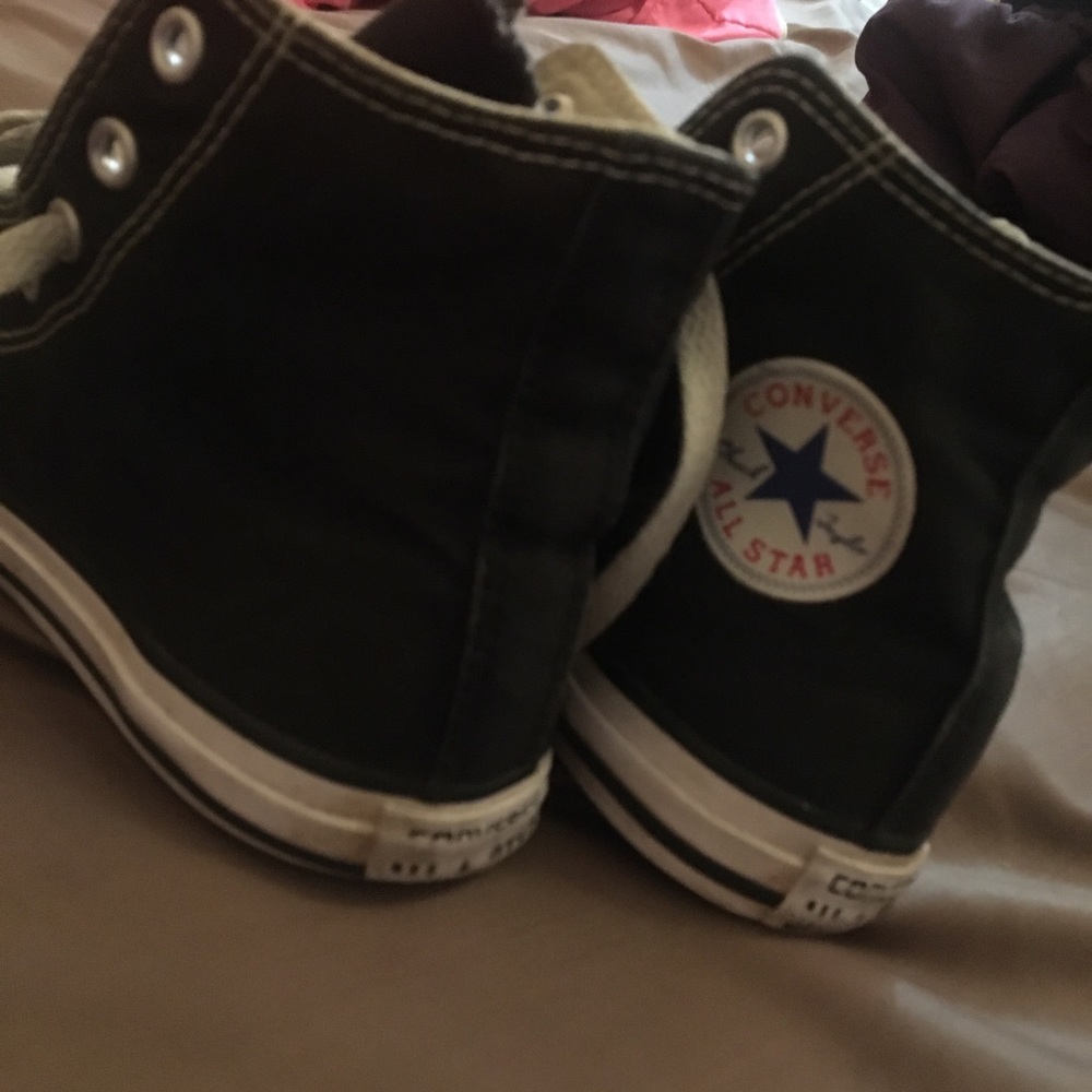 Shoes - Picture 4 of 5